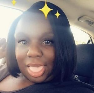 Meet your Posher, Cortney